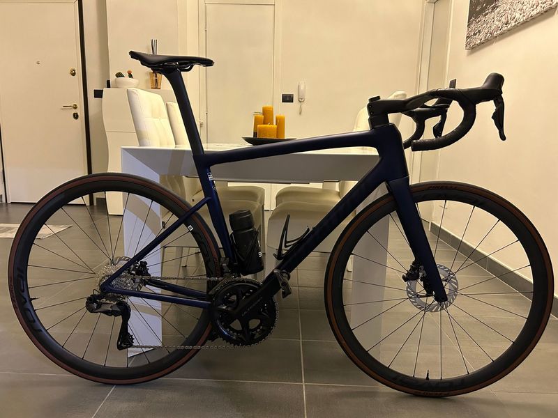Specialized Tarmac SL8 Pro 2024 2024 Road & Gravel usato