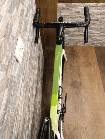 Used Canyon Aeroad CFR Disc Di2 2023 2023 Road & Gravel, White — image 6 of 10
