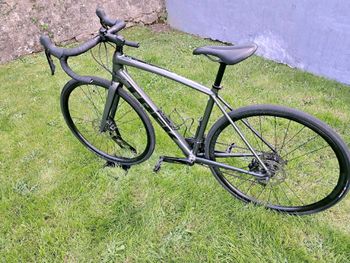 Used Trek Domane AL 5 Disc 2021 2021 Road & Gravel, Schwarz — image 14 of 17