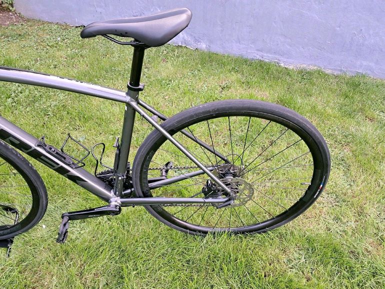 Used Trek Domane AL 5 Disc 2021 2021 Road & Gravel, Schwarz — image 9 of 17