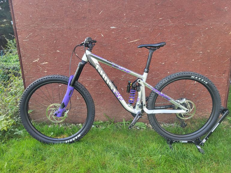 Used Ghost RIOT EN Full Party 2021 Mountainbike, Light Gray — image 1 of 7