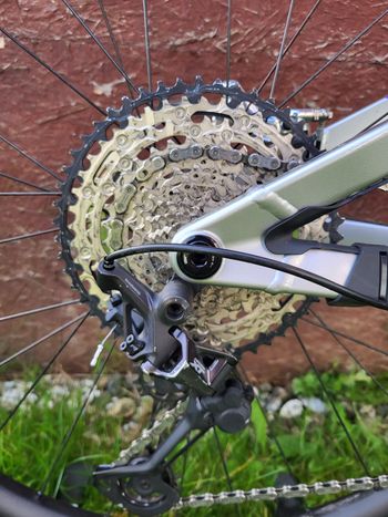 Used Ghost RIOT EN Full Party 2021 Mountainbike, Light Gray — image 6 of 7