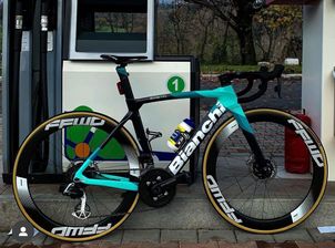 Bianchi - Oltre XR4 - Red eTap AXS 2022, 2022