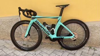 Bianchi - Oltre Comp 105 Di2 2023, 2023