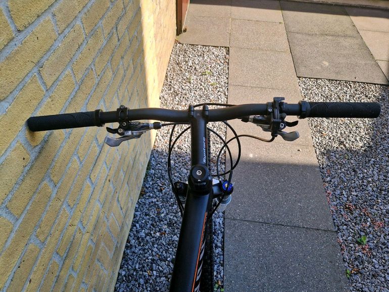 Used Canyon Nerve XC 5.0 2010 Mountainbike, Black — image 7 of 16