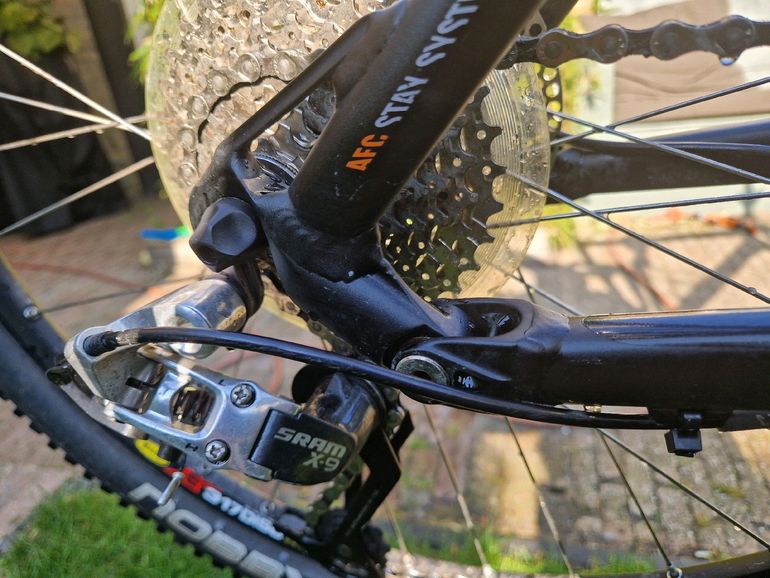 Used Canyon Nerve XC 5.0 2010 Mountainbike, Black — image 8 of 16