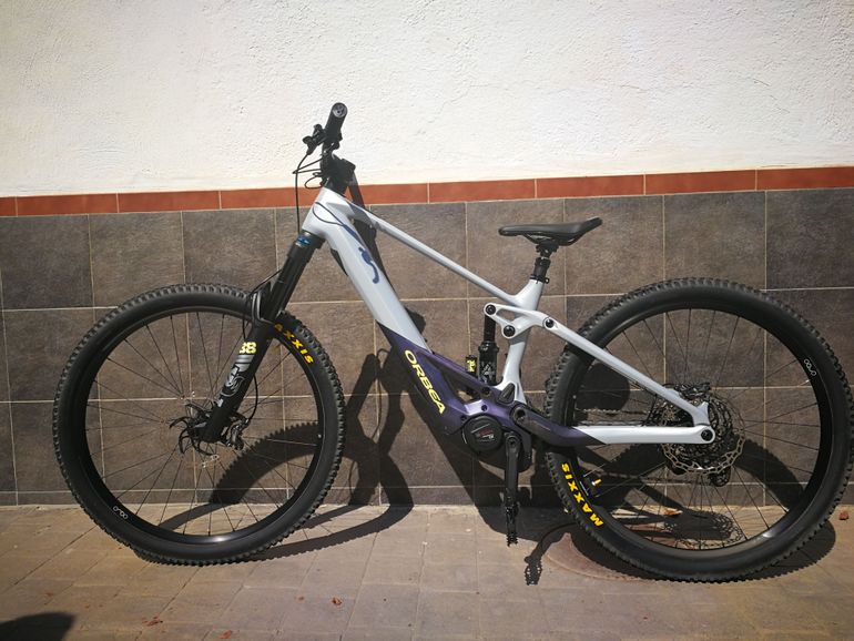 Tweedehands Orbea WILD M10 2024 2024 Mountainbike — afbeelding 2 van 7