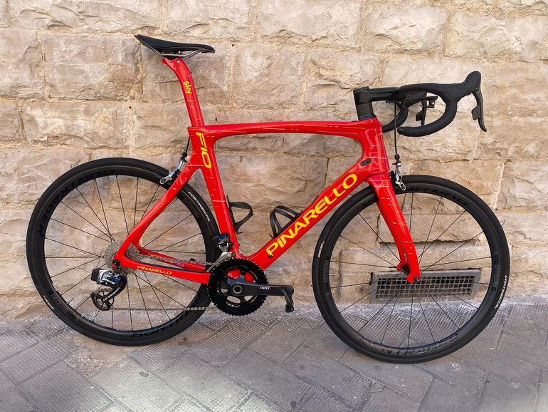 Pinarello DOGMA F10 KING OF SPAIN used in 57 cm buycycle