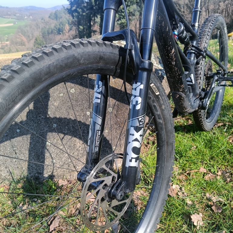 Used Specialized Stumpjumper Expert Carbon 29 2020 2020 Mountainbike, Schwarz, 29 — image 11 of 15