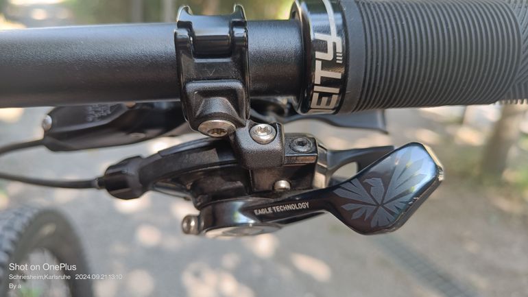 Used Specialized Stumpjumper Expert Carbon 29 2020 2020 Mountainbike, Schwarz, 29 — image 12 of 15