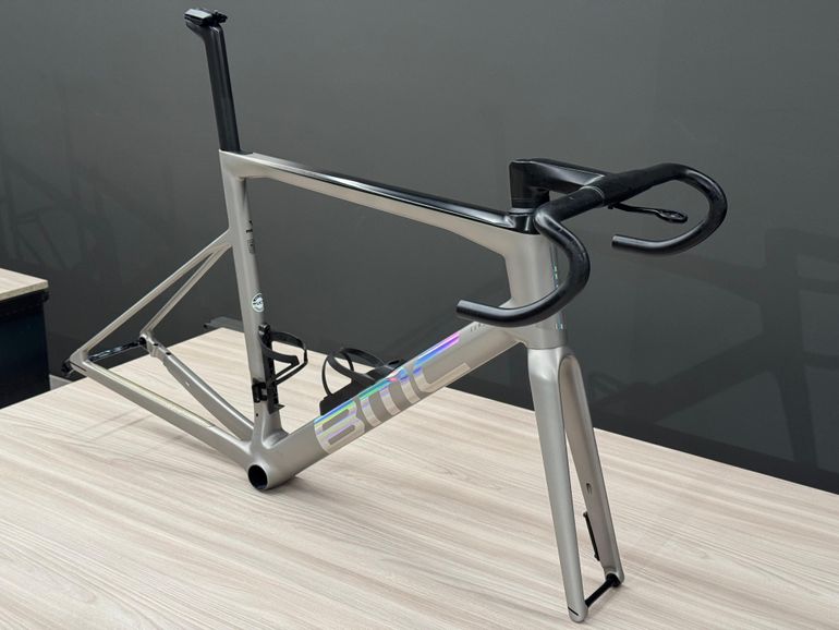 Tweedehands BMC Teammachine SLR 01 Five Frameset 2022 Road & Gravel — afbeelding 2 van 6