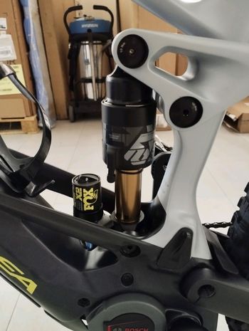 Used Orbea WILD M-LTD 20mph 2023 2023 Mountainbike, Weiß, 29 — image 5 of 12