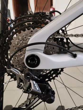 Used Orbea WILD M-LTD 20mph 2023 2023 Mountainbike, Weiß, 29 — image 9 of 12