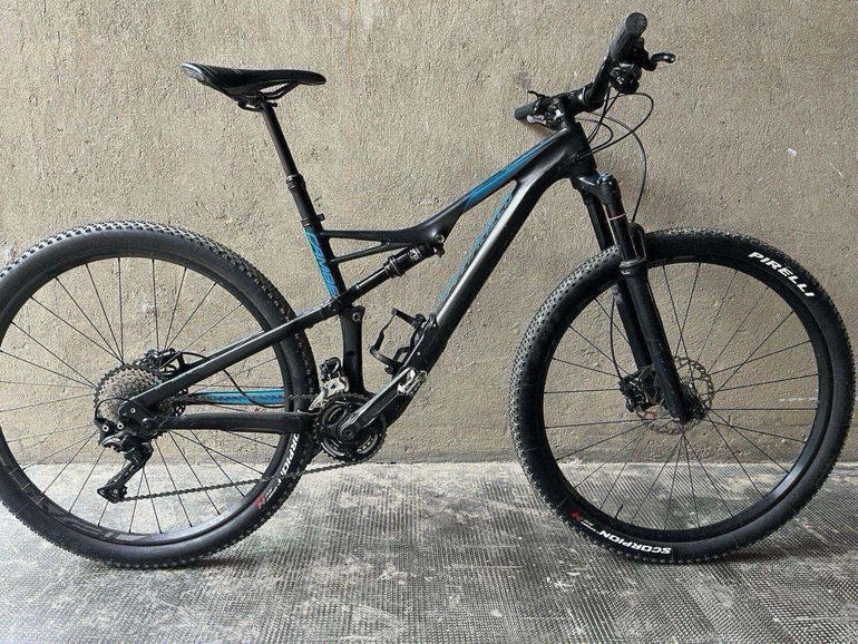 Specialized Camber Pro Carbon 650b used in SM buycycle UK