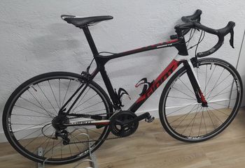 Used Giant TCR Advanced 2 2016 2016 Road & Gravel, Rot — image 2 of 7