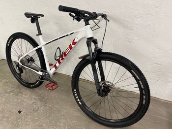 Trek - X-Caliber 8 2023, 2023