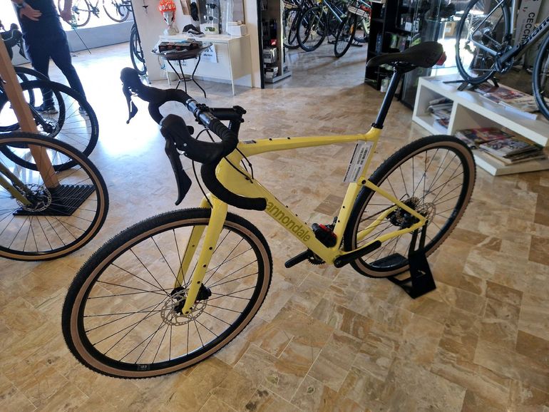 Used Cannondale Topstone Carbon 3 2024 2024 Road & Gravel, White — image 4 of 4