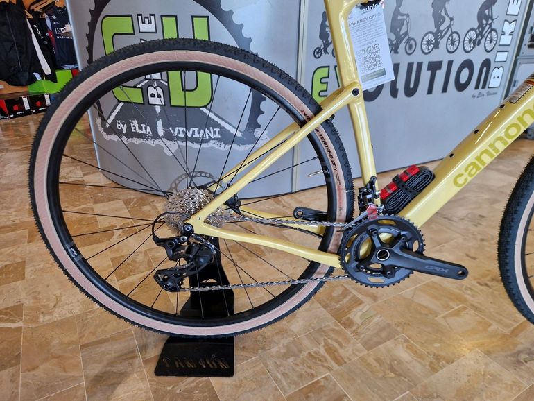 Used Cannondale Topstone Carbon 3 2024 2024 Road & Gravel, White — image 3 of 4