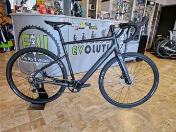 Gebrauchtes Cannondale Topstone Neo SL 2 2023 2023 Road & Gravel, Schwarz — Bild 1 von 4