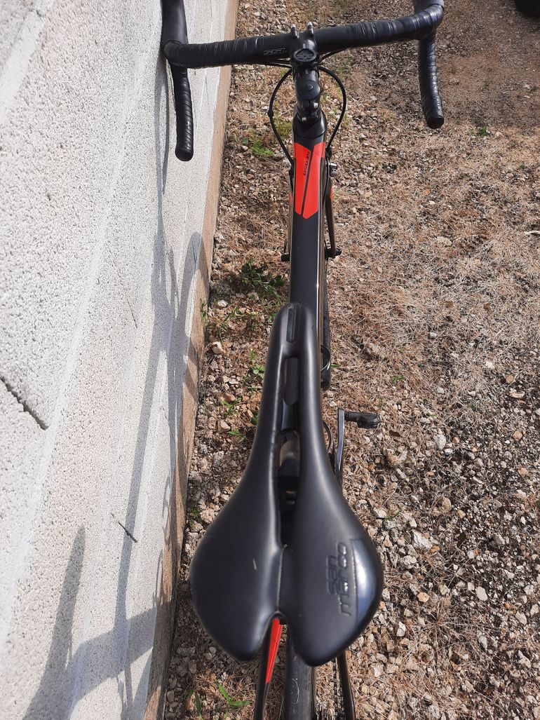 Sensa Giulia Evo Kanjers Ultegra Carbon used in 56 cm buycycle Ireland