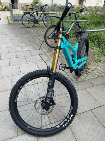 Used YT Industries Tues CORE 4 29 2023 2023 Mountainbike, Azul — image 6 of 20
