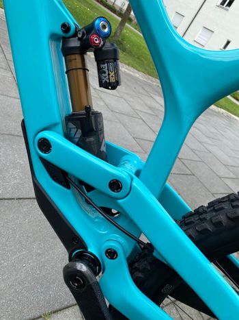 Used YT Industries Tues CORE 4 29 2023 2023 Mountainbike, Azul — image 14 of 20