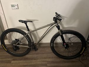 Revel - El Jefe SRAM X01 EAGLE 2023, 2023