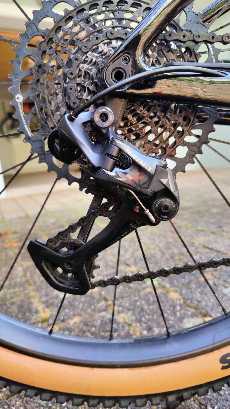 BMC Fourstroke 01 LT ONE 2021 2021 Mountainbike usato, Nero — immagine 3 di 10