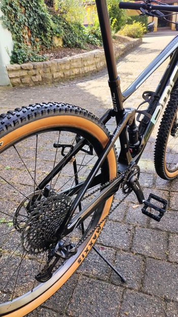 BMC Fourstroke 01 LT ONE 2021 2021 Mountainbike usato, Nero — immagine 7 di 10