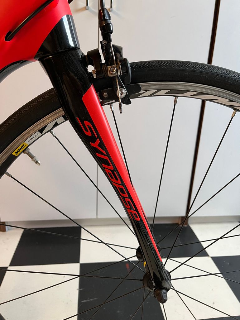 Cannondale Synapse Carbon 105 2017 2017 Road & Gravel usato, Rosso — immagine 4 di 7