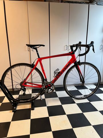 Used Cannondale Synapse Carbon 105 2017 2017 Road & Gravel, Red — image 1 of 7