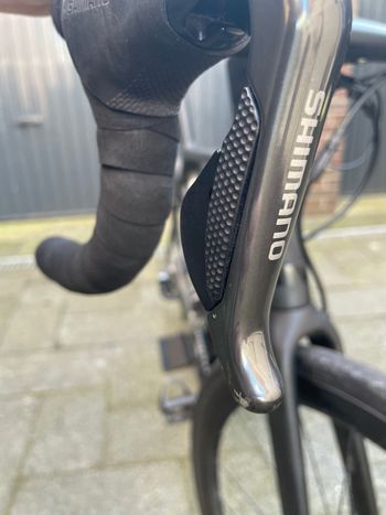 Used Canyon Endurace CF SLX 8 Di2 2017 2017 Road & Gravel, Black — image 8 of 8