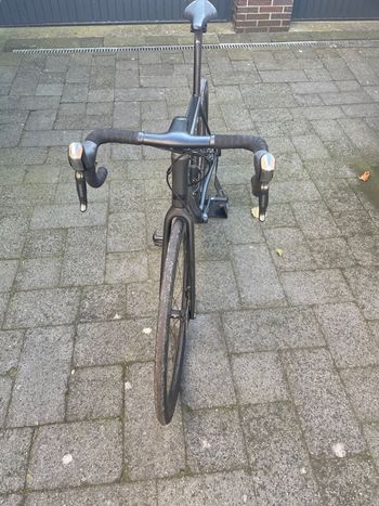 Used Canyon Endurace CF SLX 8 Di2 2017 2017 Road & Gravel, Black — image 6 of 8