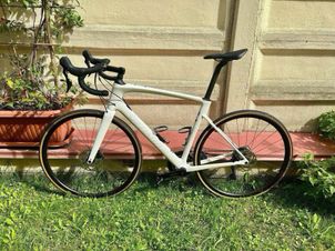 Specialized - Roubaix SL8 Sport 105 2024, 2024