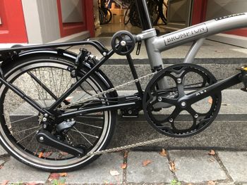 Used Brompton Brompton P-Line Electric 2022 Road & Gravel, Red — image 2 of 4