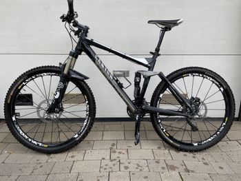 Used Canyon Nerve XC 9.0 2012 Mountainbike — image 1 of 4