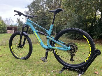 Used Canyon Spectral 5 2021 Mountainbike, shop.filter.color.0000ff — image 2 of 14