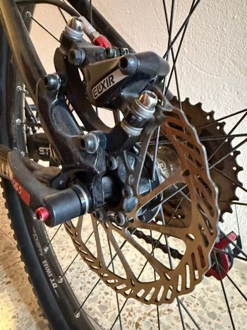 Used Specialized Stumpjumper Expert Carbon 2010 2010 Mountainbike — image 11 of 14