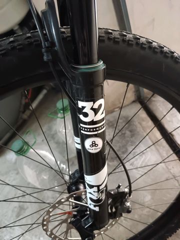 Scott Spark RC 900 Team 2018 2018 Mountainbike usato, Nero — immagine 4 di 4