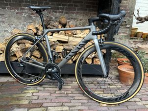 Canyon - Ultimate CF SLX 8.0 2018, 2018