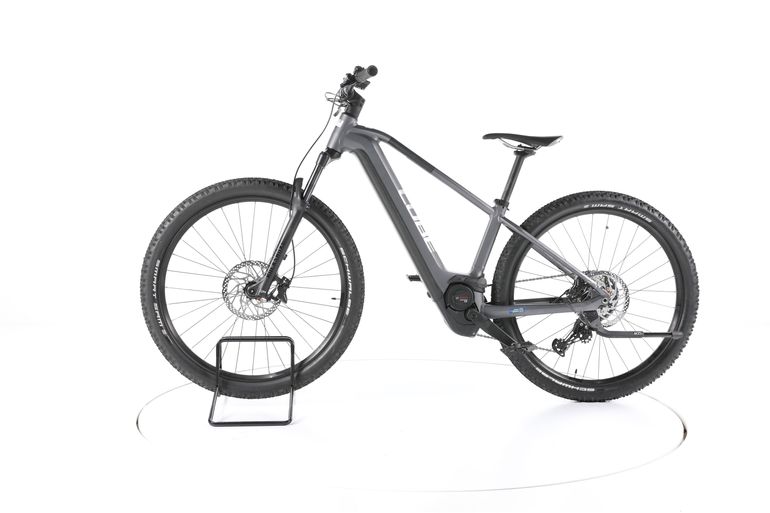 Used CUBE Reaction Hybrid Race 750 2023 Mountainbike, Grigio scuro — image 3 of 5