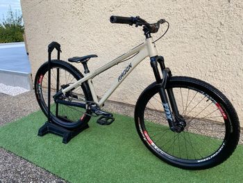 Used Radon SLUSH Frameset 2021 Mountainbike, Weiß — image 2 of 5