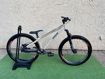 Used Radon SLUSH Frameset 2021 Mountainbike, Weiß — image 1 of 5