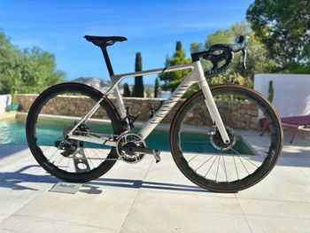 Canyon - Ultimate CFR eTap 2023, 2023