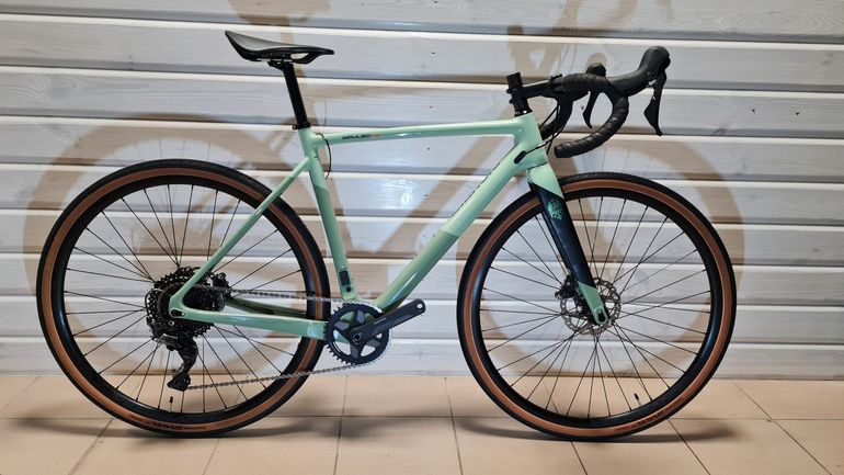 Used Bianchi Impulso Pro - GRX 600 2022 Road & Gravel — image 1 of 7
