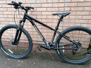 Cannondale - Trail 7 Mountain Bike, 2022