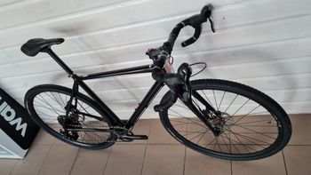 Gebrauchtes Octane One Gridd 2 2022 Road & Gravel, Schwarz — Bild 4 von 10