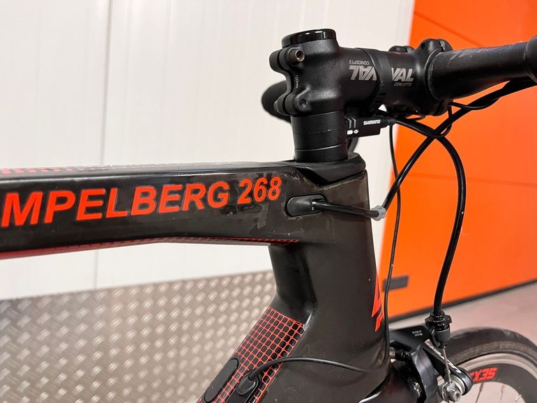 Used Fuji Fuji Transonic Full Carbon Aero Ultegra 11sp Di2 - Size 54 2019 Road & Gravel — image 8 of 10