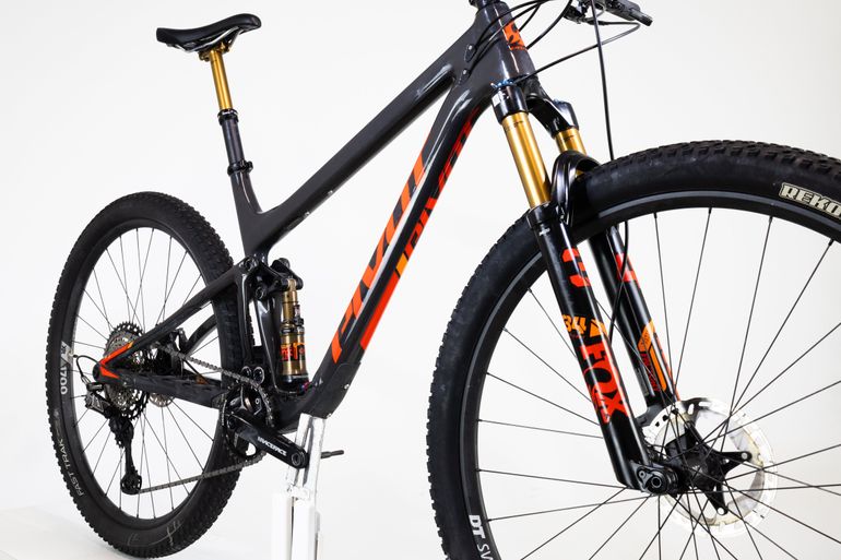 Used Pivot Mach 4 Sl Pro Xt/Xtr 2022 Mountainbike — image 3 of 10