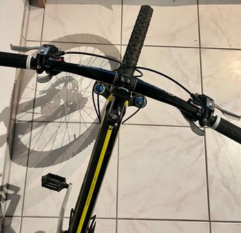 Used Ghost AMR LECTOR 7700 2011 Mountainbike, Black — image 10 of 10